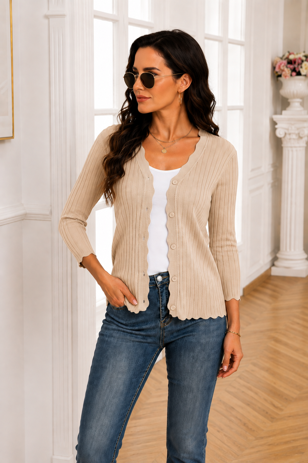 GRECERELLE  elegant gebreid vest met golvende zoom