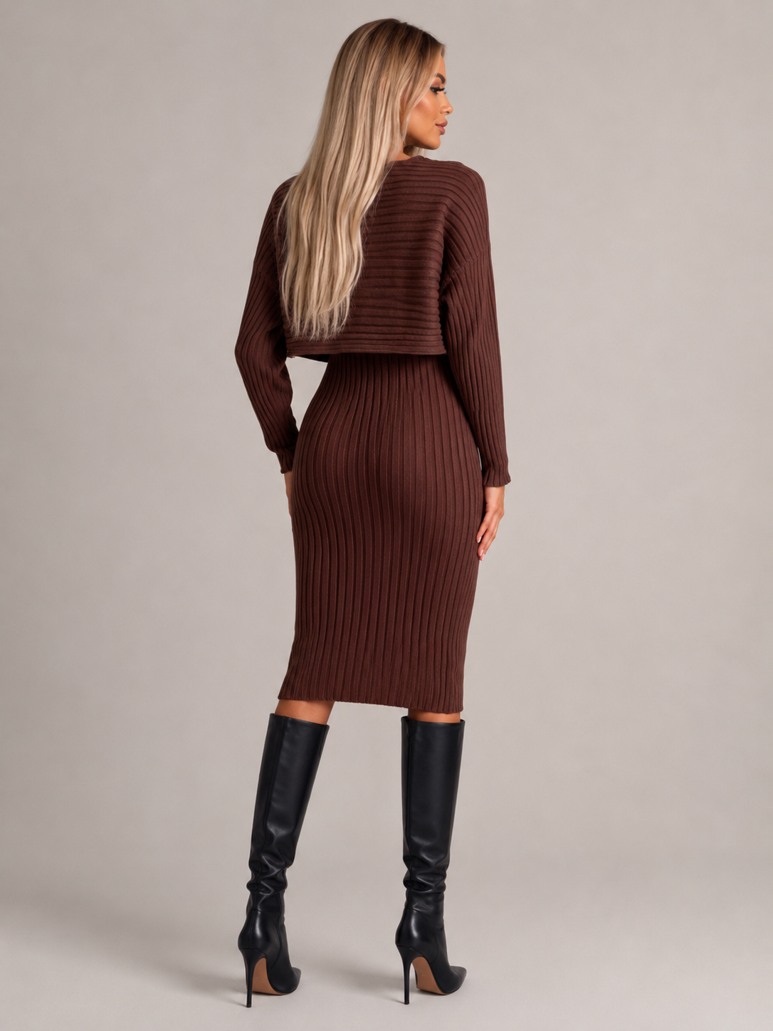 Quintessa - Tweedelige Dames Set Met Rib Top En Midi-rok